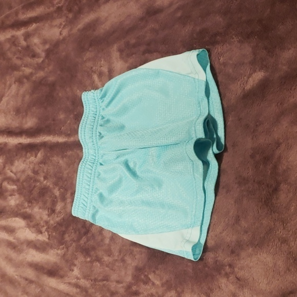 Girls shorts size 4/5 Danskin brand‎